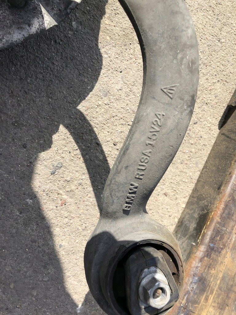 фото №8, Bmw x3 e70 поворотний кулак права перед 31216773784