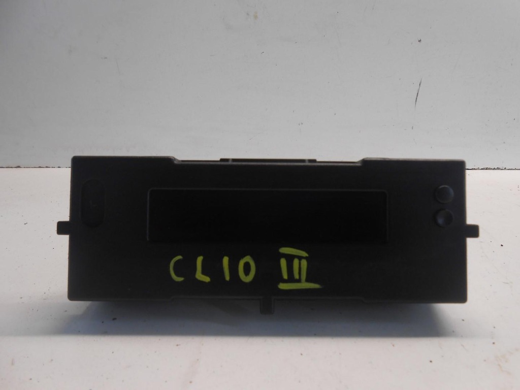 фото №1, Приборная панель дисплей renault clio iii 8200307273 #