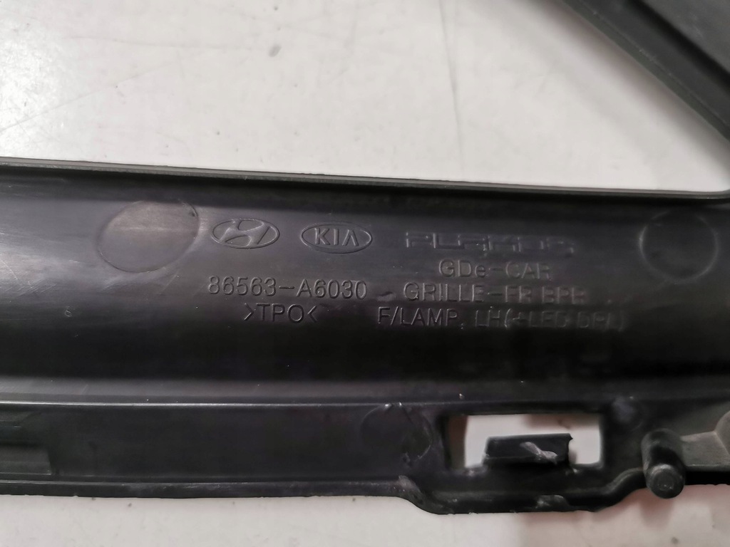 фото №11, Решётка бампера передний hyundai i-30 lift левая 343.