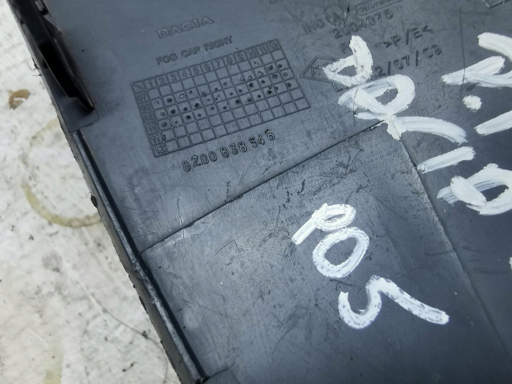 фото №9, Решётка бампера правый перед dacia logan i 04-12 eu