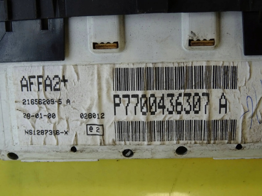 фото №3, Дисплей годинник renault scenic i p7700436307a nr738