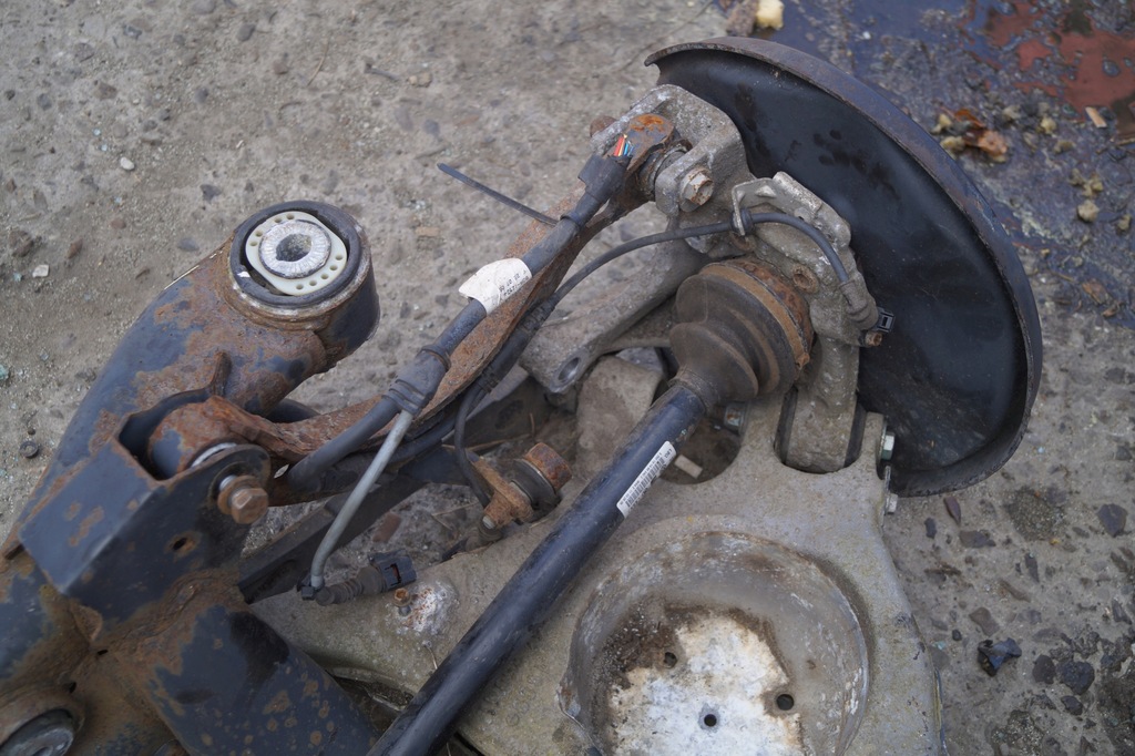 фото №9, Балка підрамник підрамник oś задня audi a6 c6 allroad 3.0tdi