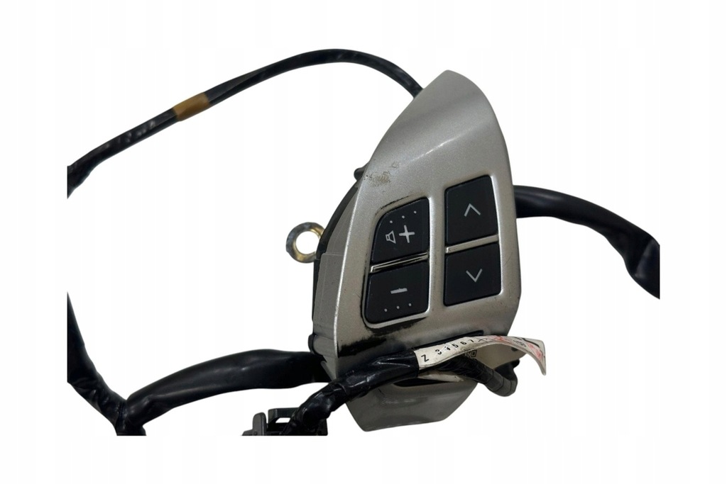 фото №9, Кнопки руля mitsubishi outlander ii cw_w 75b473 2.4l бензиновый