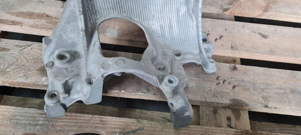 фото №10, Rs5 8w lift s5 a5 кронштейн кронштейн кронштейн подрамник левая 8w0399295e rs4 a4 s4