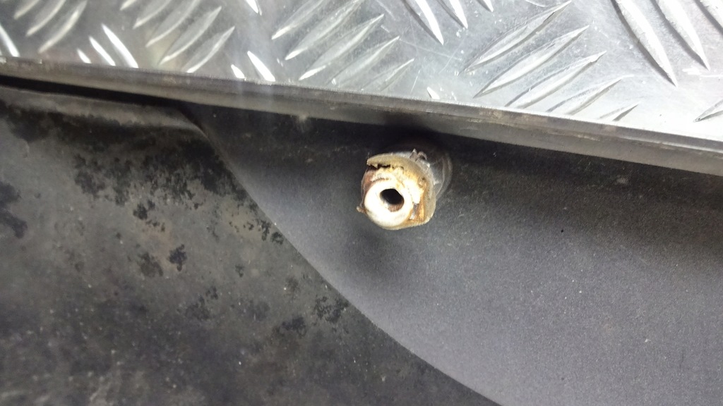 фото №5, Спойлер спойлер крышки задний renault laguna ii nv603