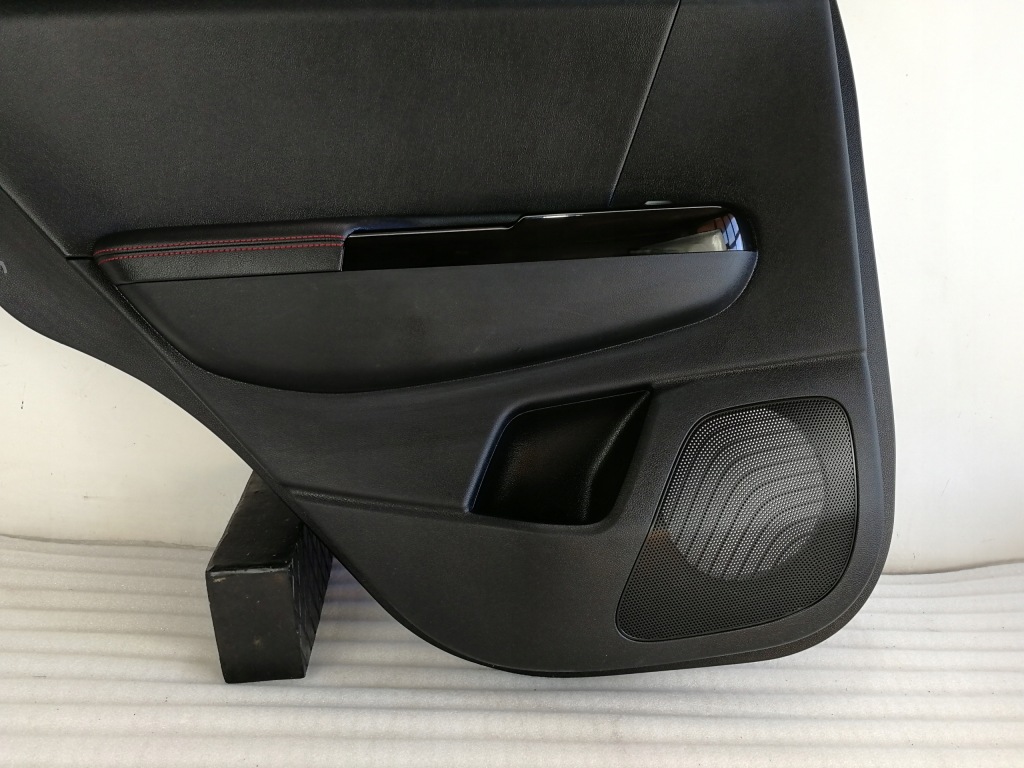 фото №4, Kia sportage iv обшивка дверь задняя левый 83370-f1000