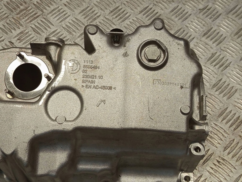 Купить Bmw оригинальный номер 8595464 2' g42 3' g20 5' g60 x5 g05 lci x6 g06 lci поддон масляная