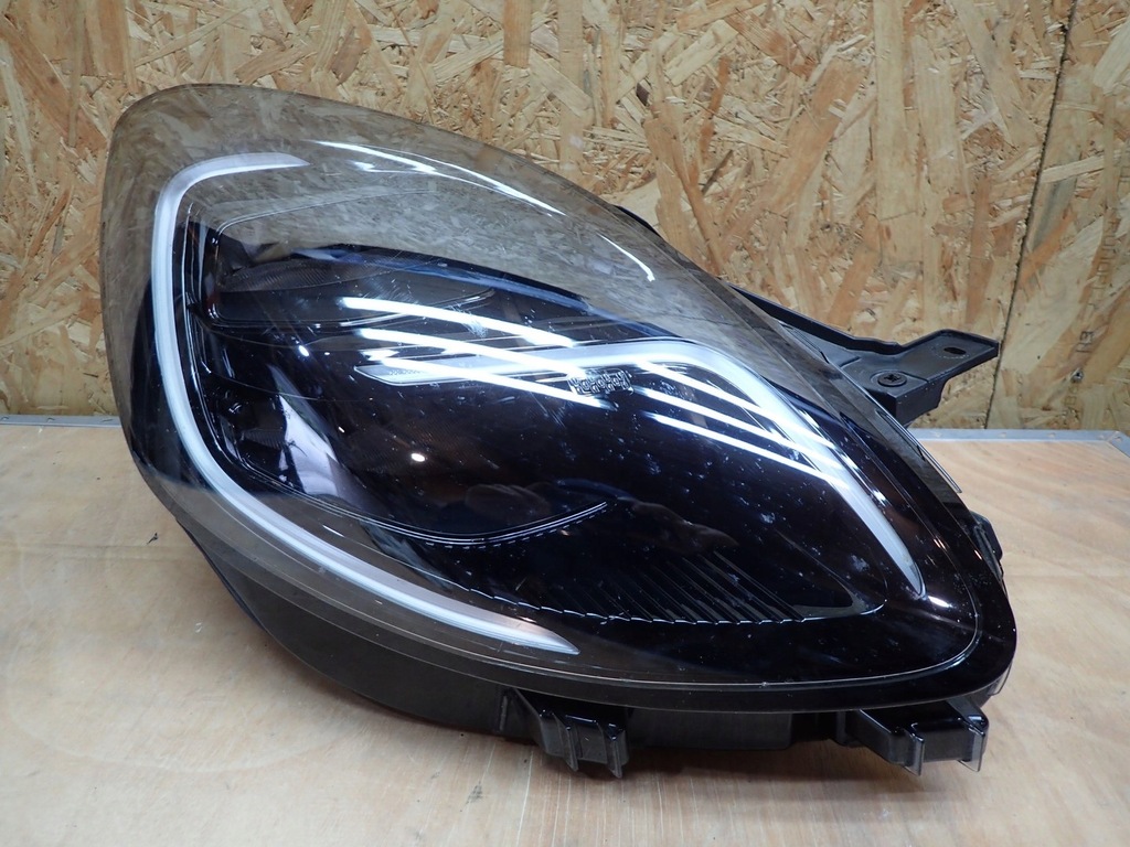фото №1, Лампа права правий full led ford puma mk2 ii j2k