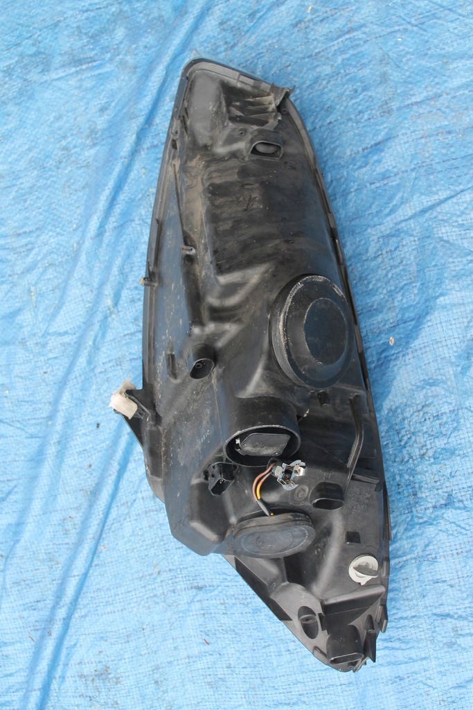 фото №11, Citroen c4 picasso 06- лампа правая ксенон