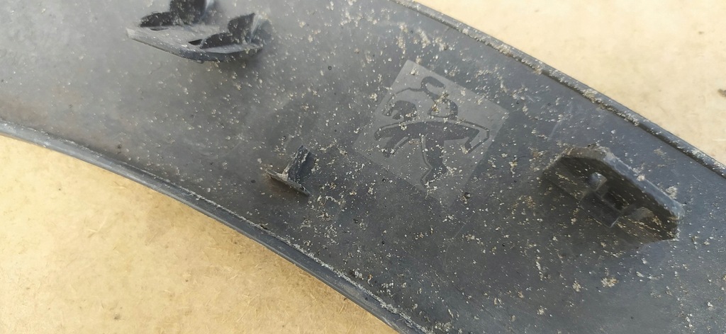 фото №12, Молдинг крила правий задня peugeot 5008 ii