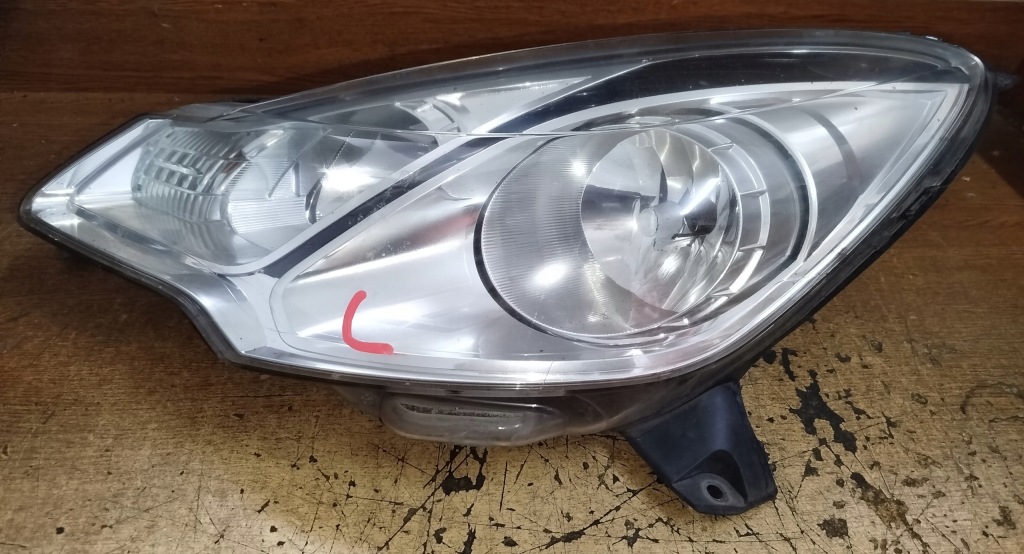 фото №1, Лампа ліва перед uk citroen ds3 9677038380-00