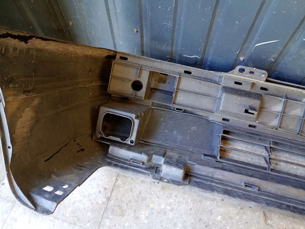 фото №12, 1812855 бампер перед fiat tempra чёрный