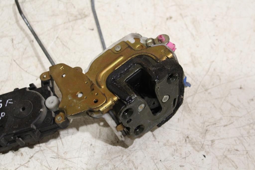 фото №7, Замок дверь передний правый subaru forester i sf