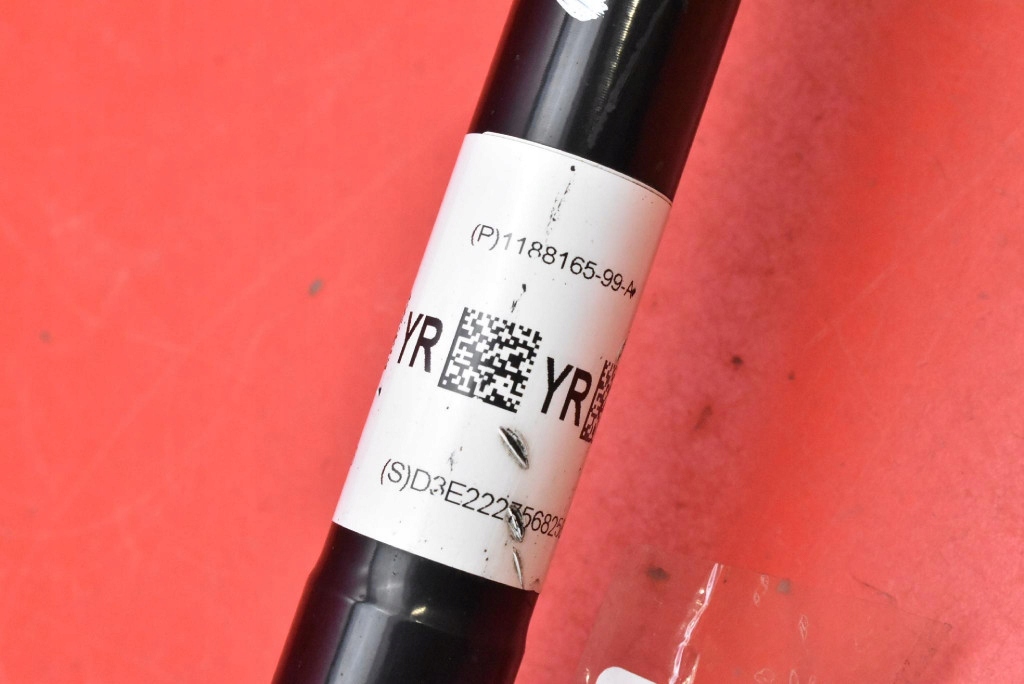 Приводной вал правый  задний  автоматическая коробка передач 1188165-99-a tesla model y 60 kwh 299 km 20- Доставка