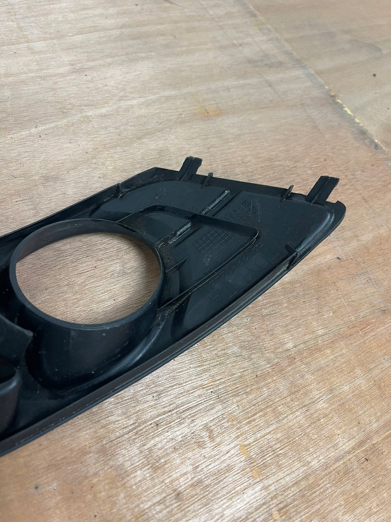 фото №9, Toyota corolla e12 lift 2004 - 2007 решітка бампера передній перед лівий