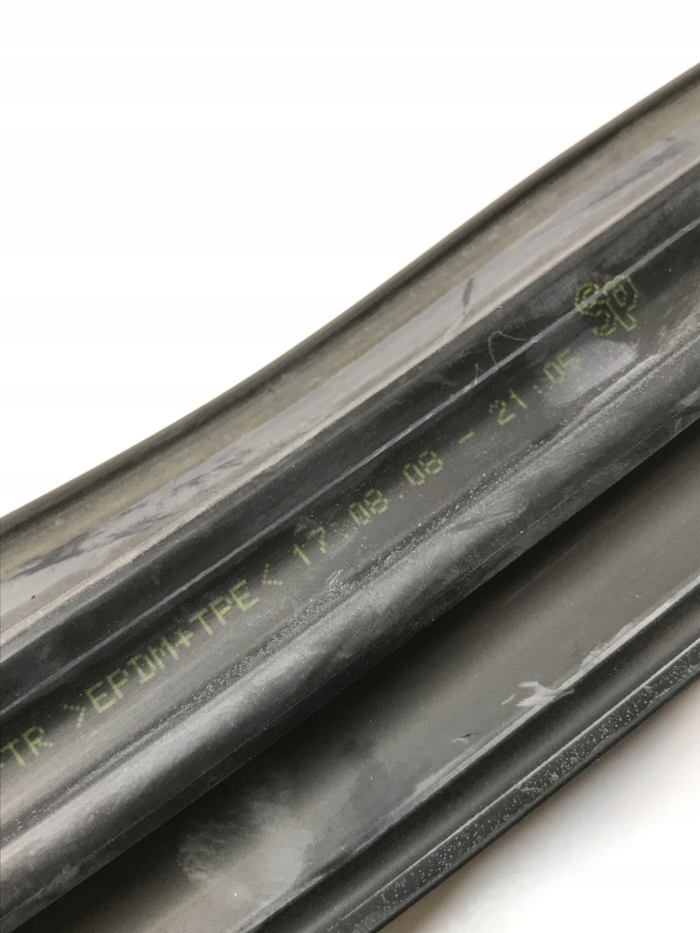 фото №6, Прокладка дверь левый перед bmw f30 177447-11