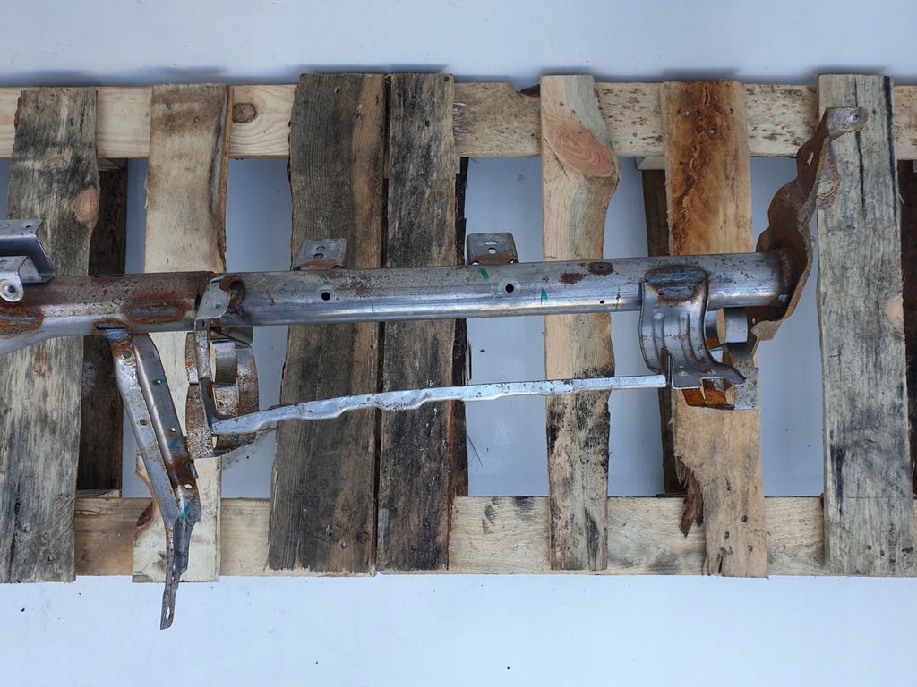 фото №8, Dodge challenger каркас панелі приладової панелі консолі