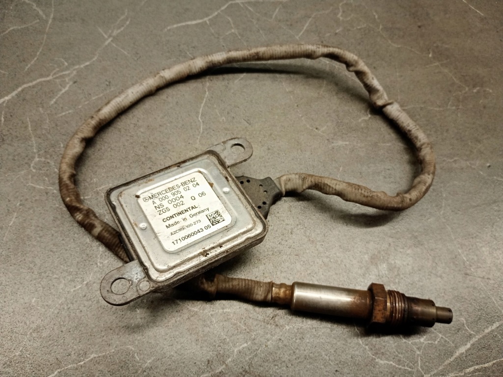 Купити A0009050204 датчик лямбда-зонд датчик nox mercedes w905