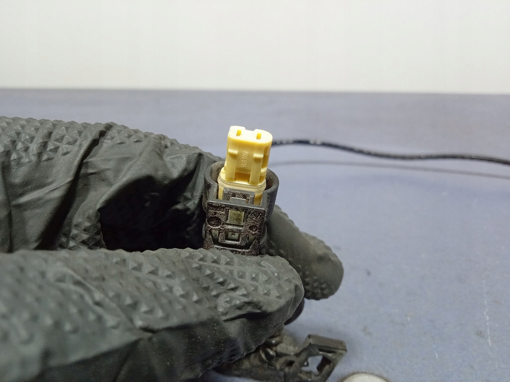 фото №13, Mercedes gls x167 рамка захист dekor панель тунель середнього a1676805602