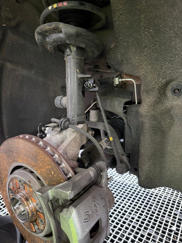 фото №1, Права поворотний кулак амортизатор 543029516r 4 керування renault espace v 2.0 dci