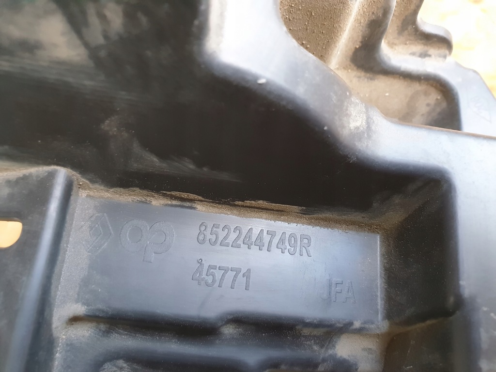 фото №6, Scenic iv напрямна бампера задня 852255203r 852244749r