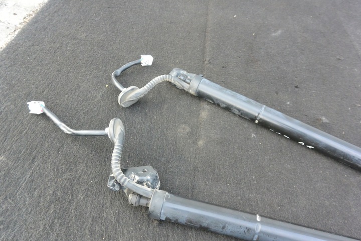 фото №5, Привод крышки багажника электрический амортизатор левый правый mazda cx9 ii tc 16-