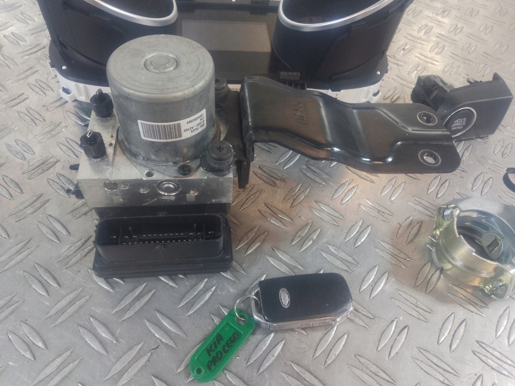 фото №5, Kia proceed iii gt 22- бортовой компьютер набор 1.6 t-gdi 95440-2dnc0