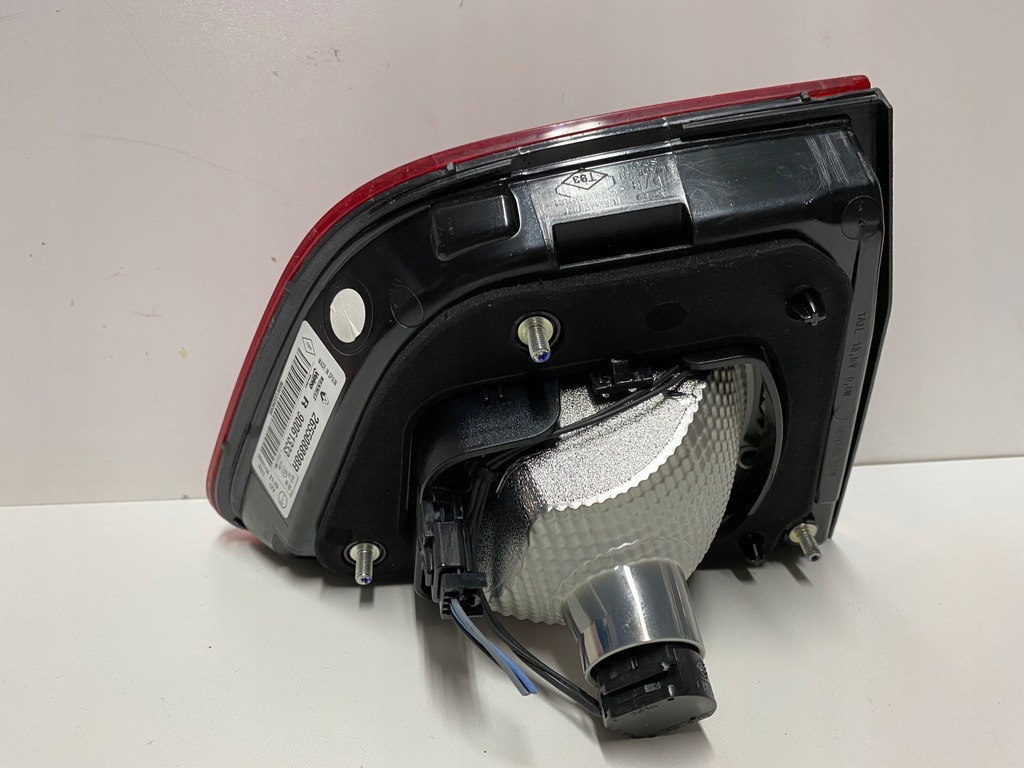 фото №5, Лампа крышки левая renault kadjar 265550151r