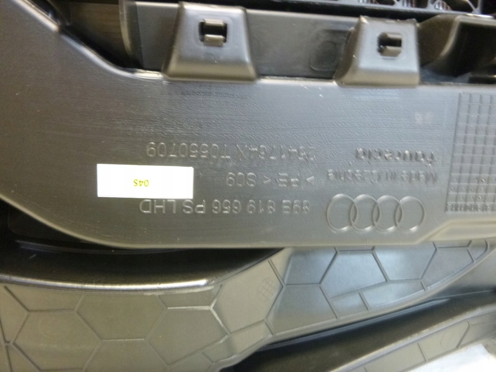 фото №9, Audi q4 e-tron панель приладів приладова панель панель приладів czarna nowa