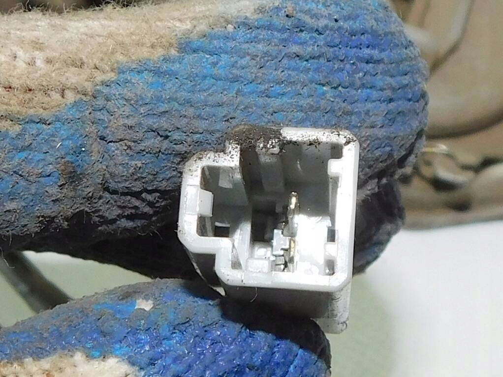 фото №7, Honda cr-v i 1999r - замок дверь левый задняя