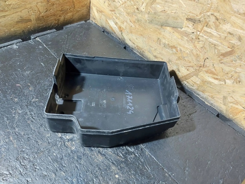 фото №7, Основа / корпус акумулятор bmw 3 e36 8361676 61218361676