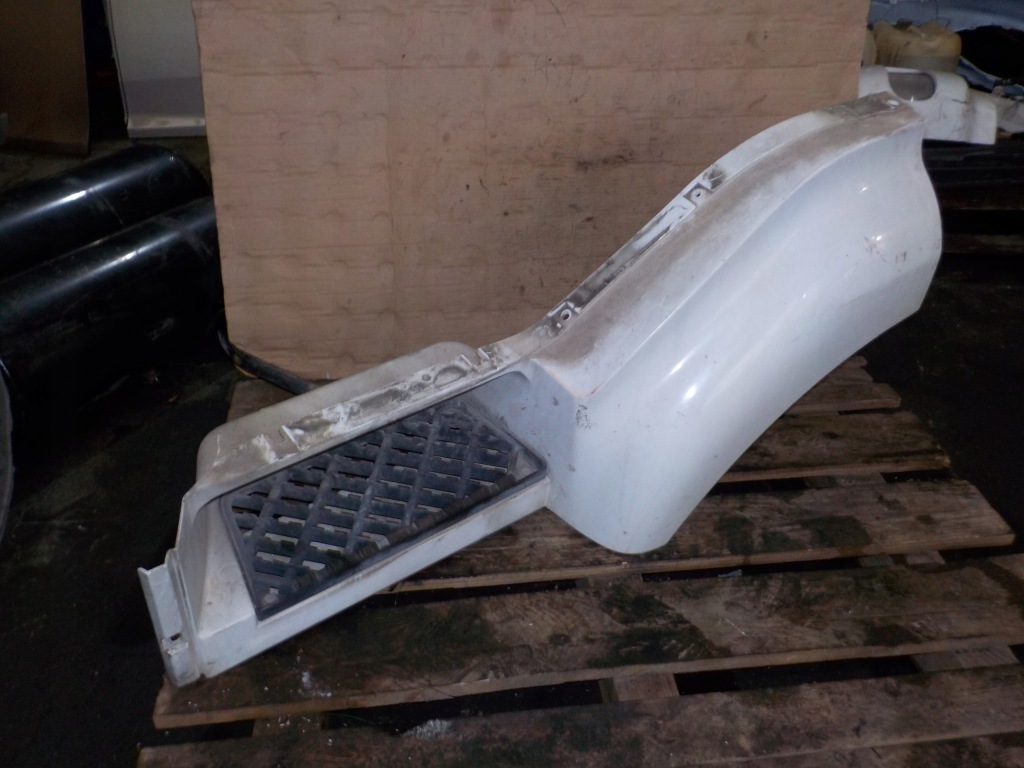 Купити Підніжка кабіни renault premium правий 5010225083g