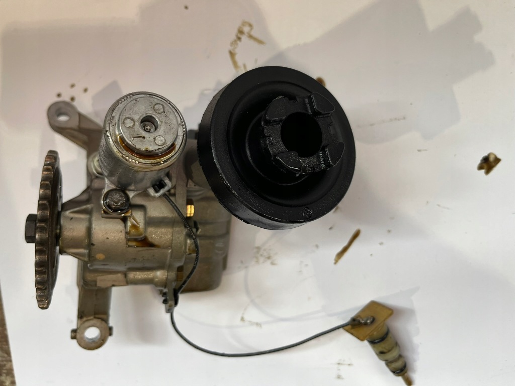 Купити Насос масляна mercedes r129 w140 w124 400e e420 e500 m119 1191810101