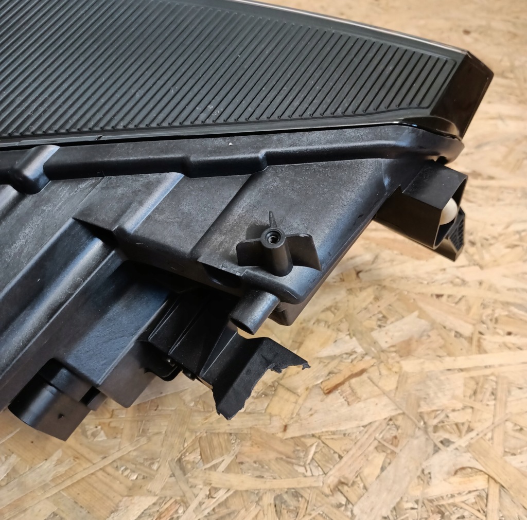 фото №4, Volkswagen оригинальный номер 10b941005a лампа extra