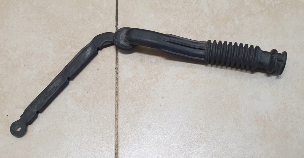 Купити Шланг патрубок обігрівача mercedes s w221 оригінальний номер