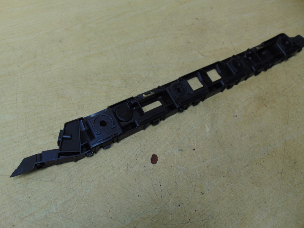 фото №10, Направляющая бампера левый задняя skoda superb iii kombi