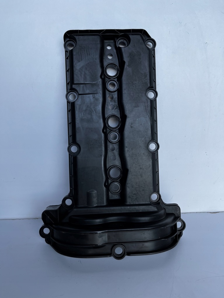 фото №1, Крышка клапанов jeep grand cherokee wk2 20132435