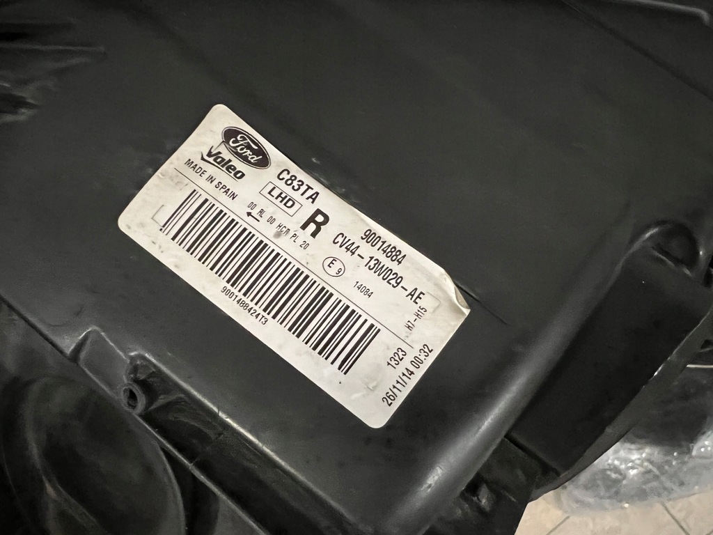 фото №16, Фара права передня - ford kuga mk2