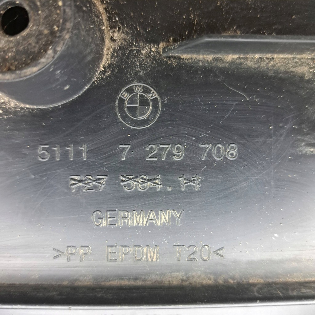 фото №7, Bmw 3 f30 f35 f31 рамка передней номерного знака регистрационный 7279708