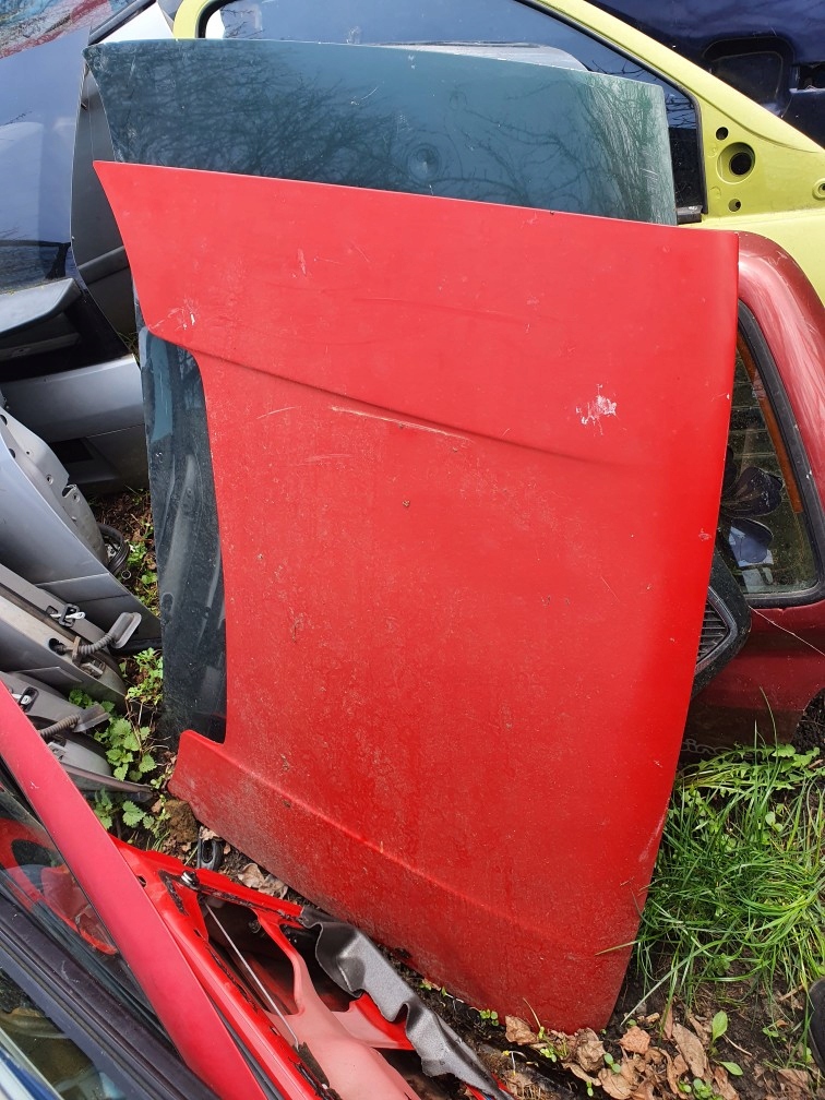 фото №8, Капот крышка czerwona fiat uno 1.1 benz 92-2000