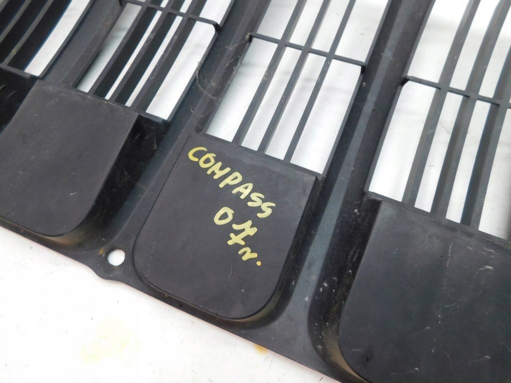 фото №5, Jeep compass i 2007r решётка радиатора решётка радиатора