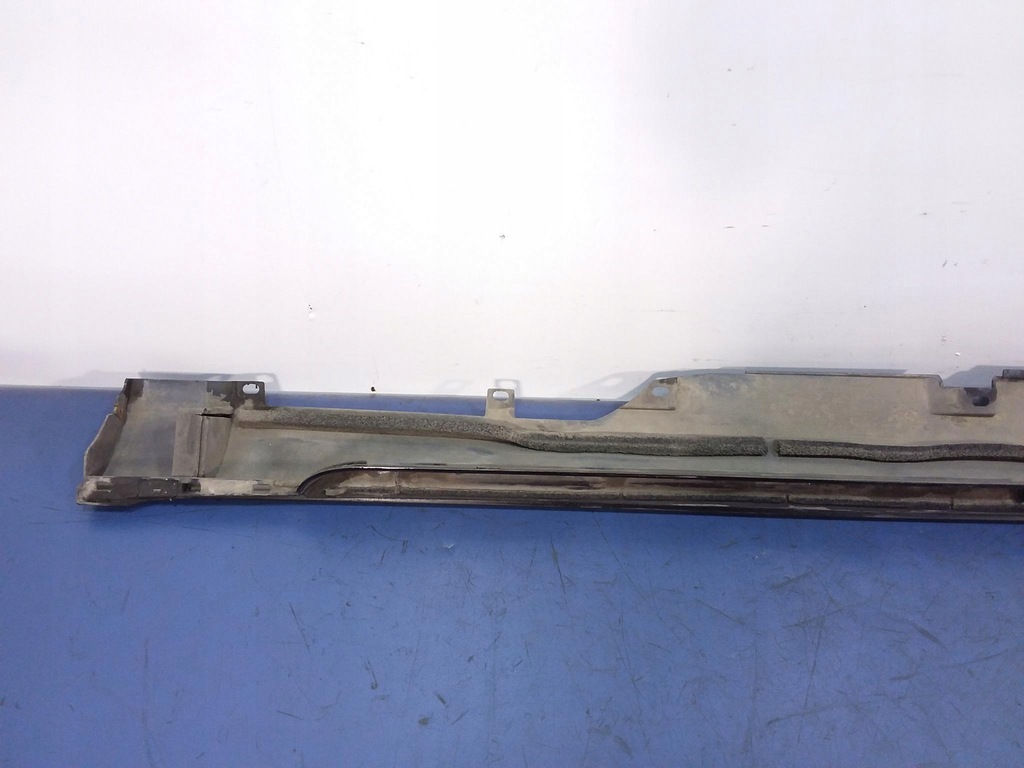 фото №9, Audi a8 d4 4h накладка порог правая 4h0853856e ly8x