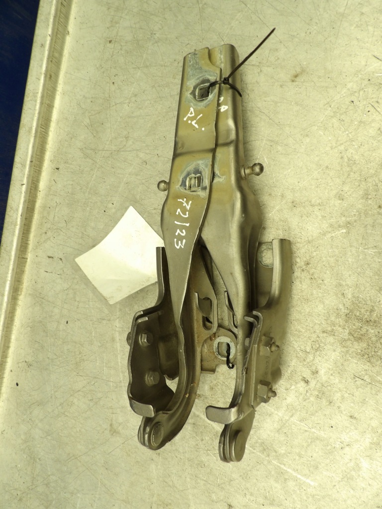 фото №2, Alfa romeo giulietta петля капот комплект