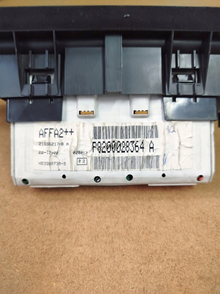 фото №4, Дисплей годинник renault megane i 8200028364a