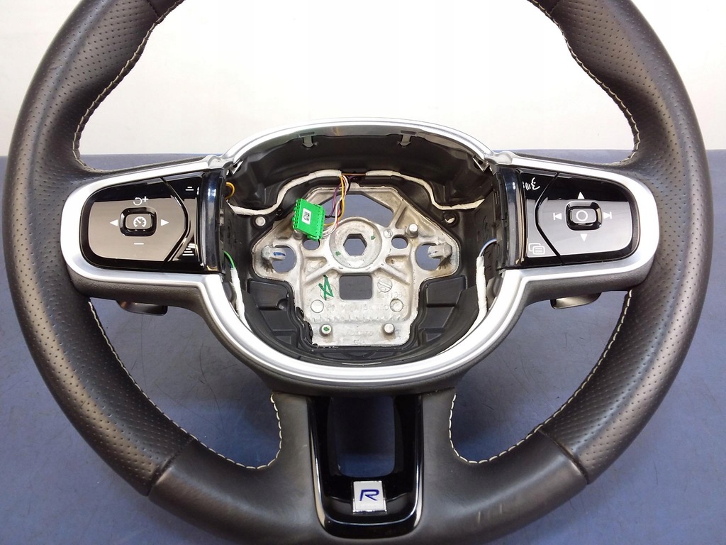 фото №2, Volvo xc60 ii повітропровід шкіряний r-design