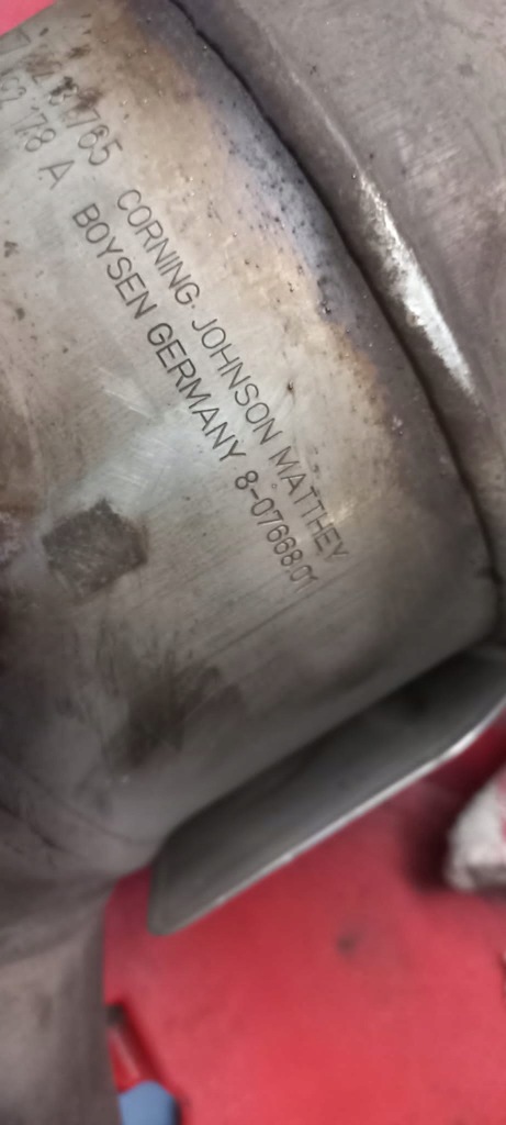 фото №6, Porsche 911 992 каталізатор правий 992.131.765