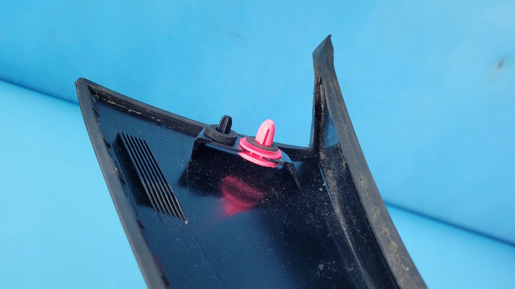 фото №9, Mercedes w206 c200 23r спойлер молдинг кришки багажника права a2067900400