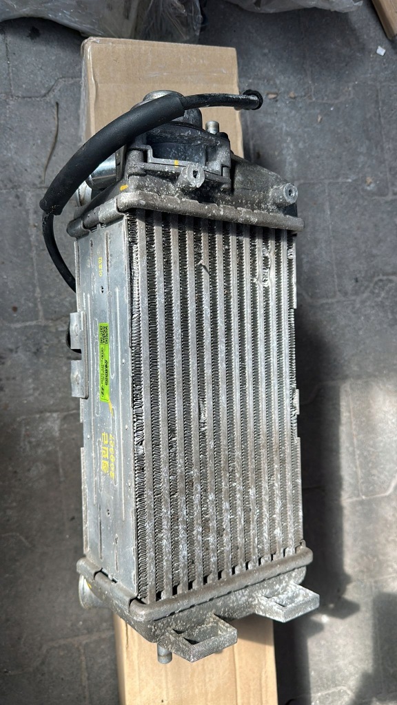 фото №2, Kia stonic 2018- інтеркулер