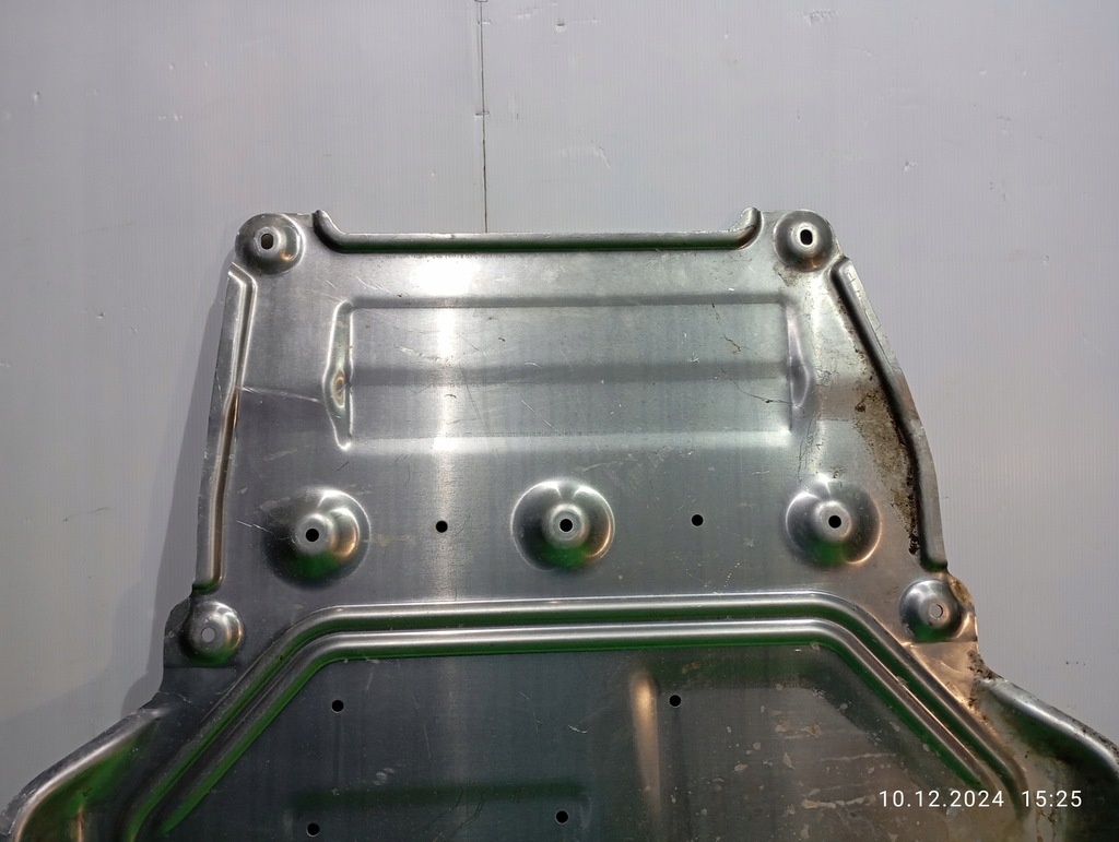 фото №5, Плита захист pod двигун vw t-roc cabrio audi a3 8v 5q7825235d