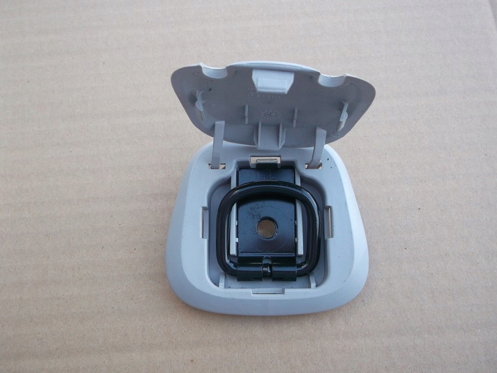 фото №2, Citroen c3 picasso кронштейн isofix защита